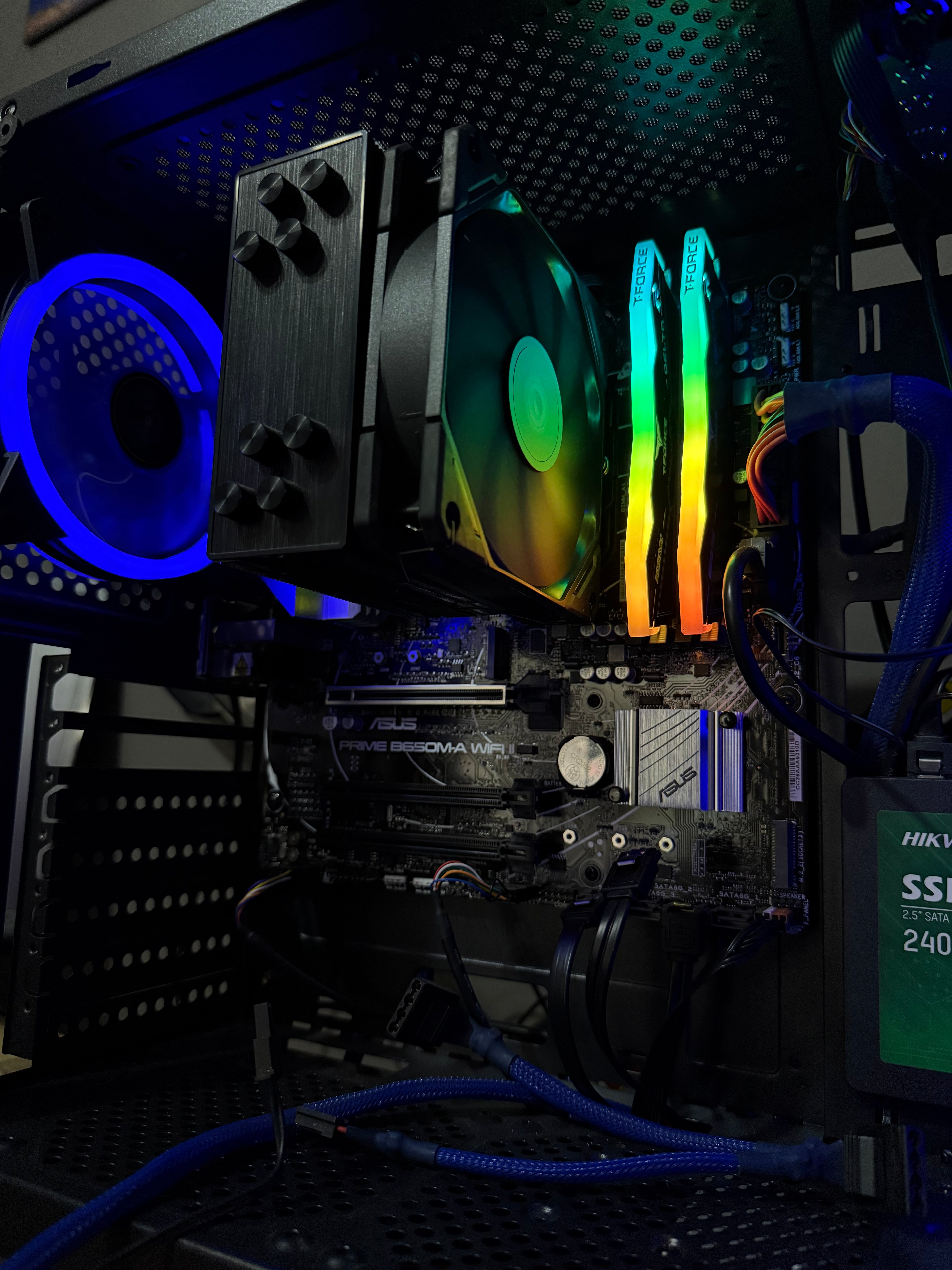 [USED] Ryzen 5 8500G 6-Core AM5 CPU